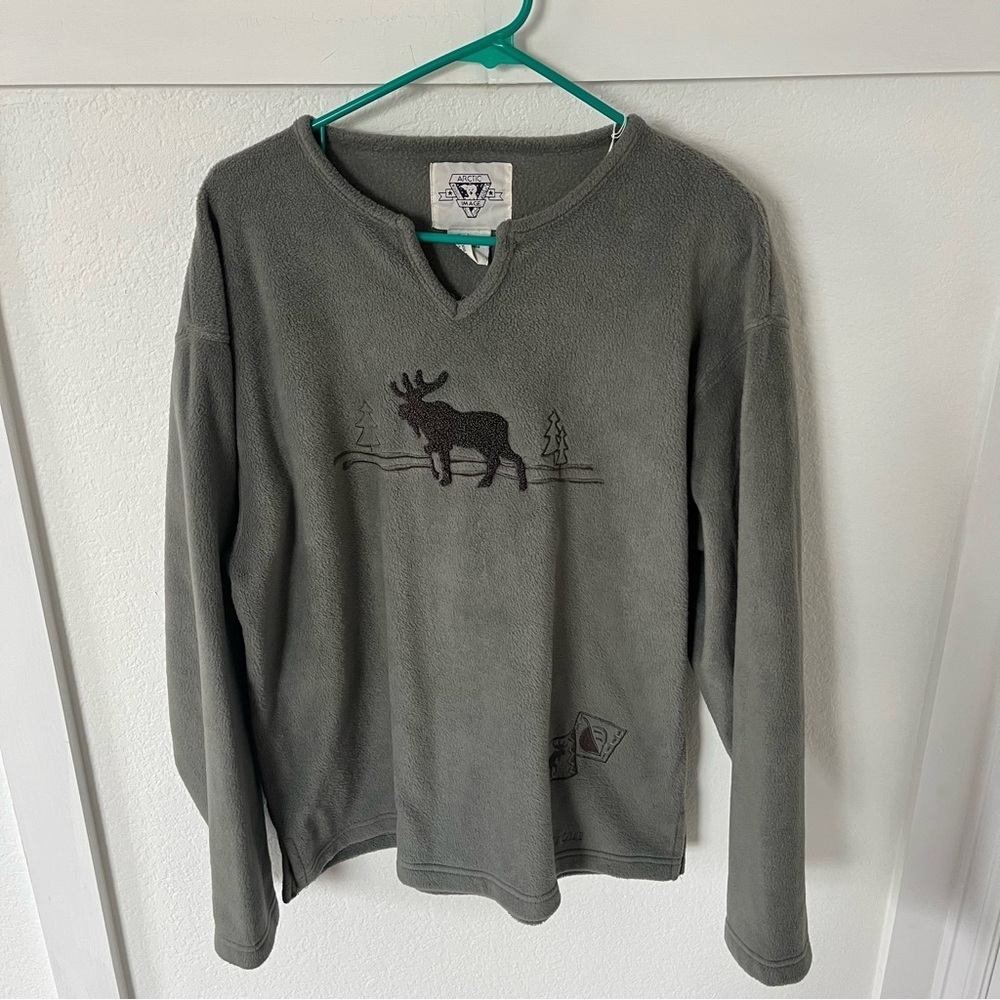 Vintage Arctic Image Women's Large Yellowstone Fleece Sweater.